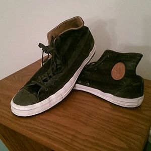 Converse Chuck Taylors