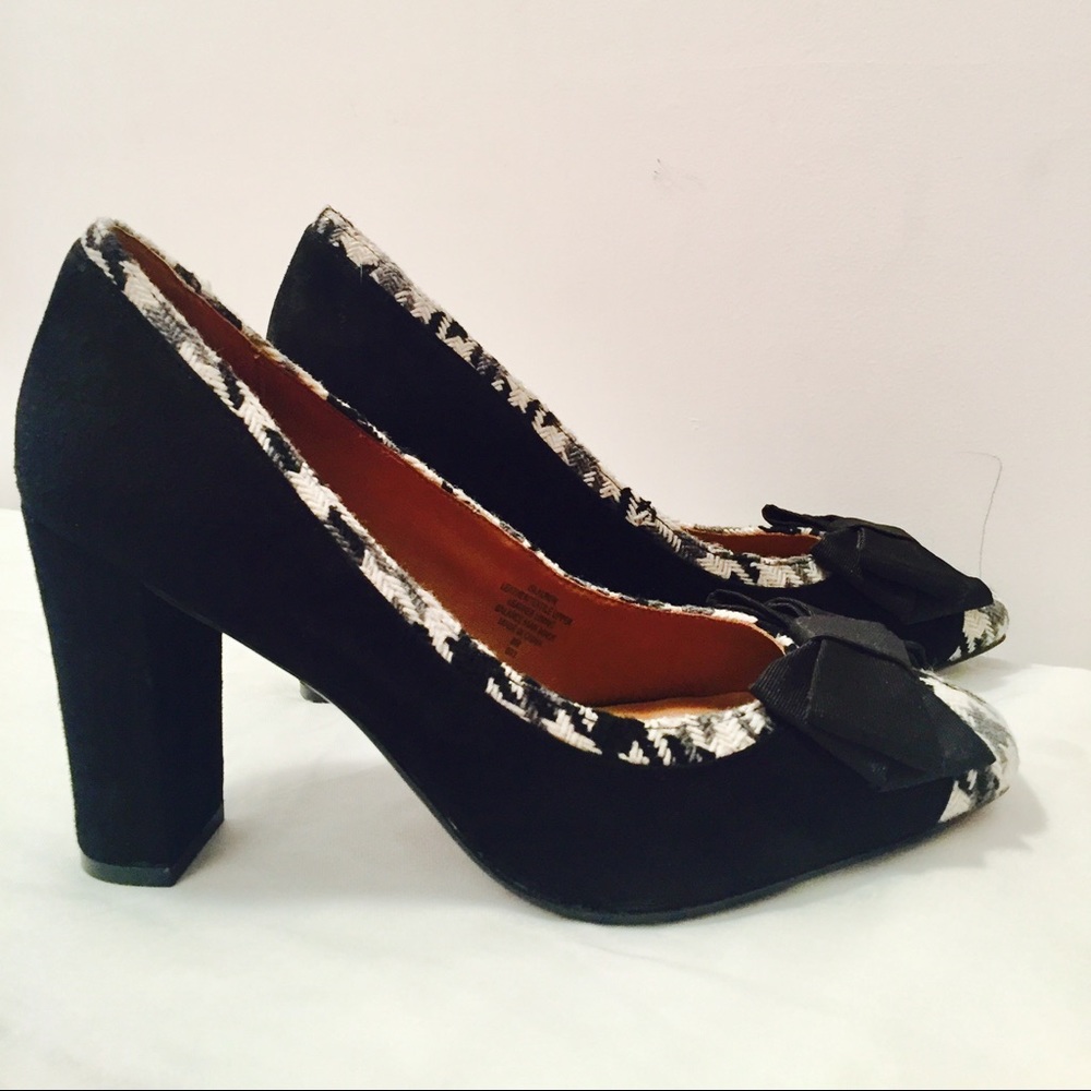 ISAAC MIZRAHI TWEED-TRIMMED SUEDE