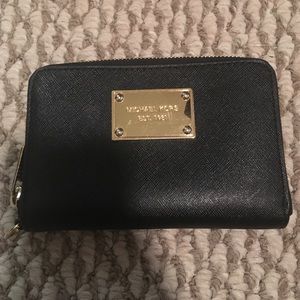 Small Michael Kors Wallet