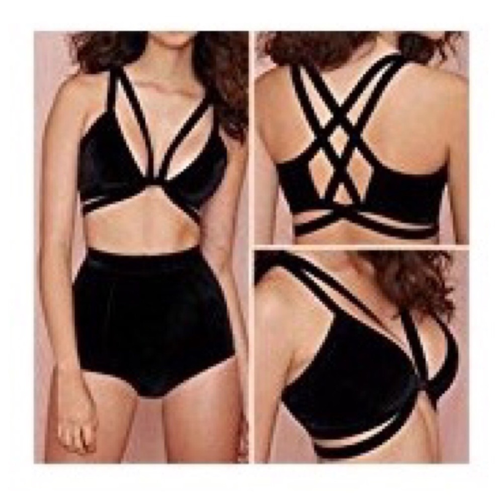 Criss-Cross Bralette - Picture 1 of 4