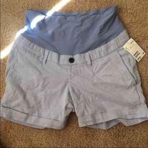 Maternity chino shorts