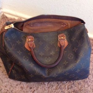 Authentic LV speedy