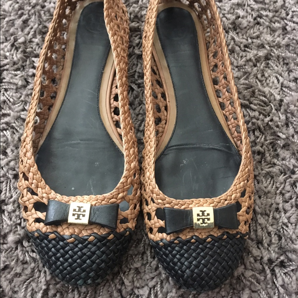 Tory Burch Woven Flats. Size 9.5