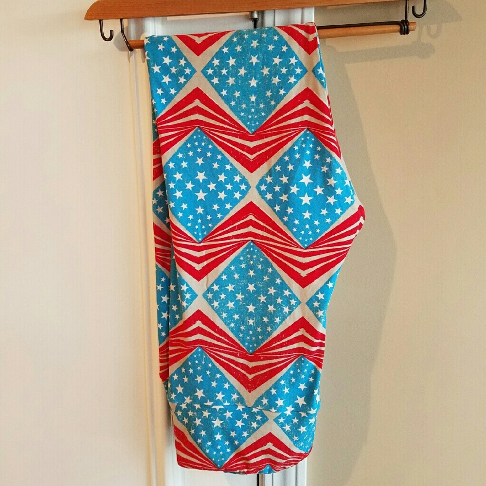 NWOT LuLaRoe Wonder Woman Leggings UNICORNS!!