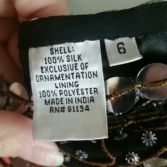 Dress - Picture 4 of 4