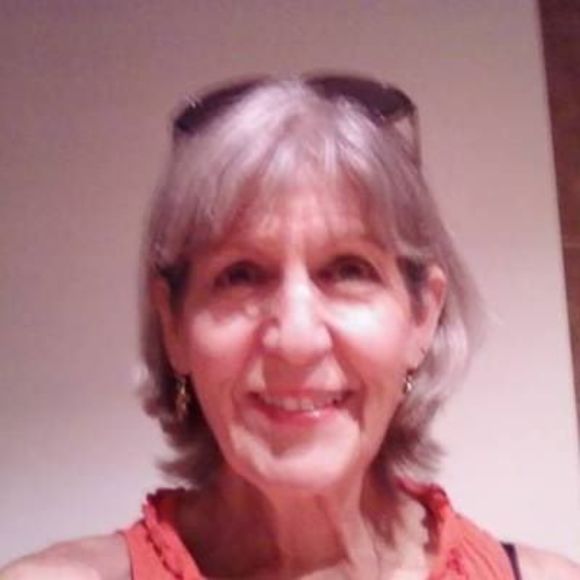 Meet your Posher, Paulette - Picture 1 of 1