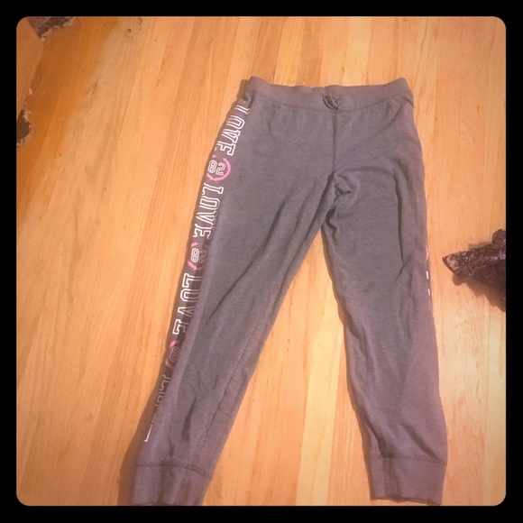 This are really nice sweats - Picture 1 of 1