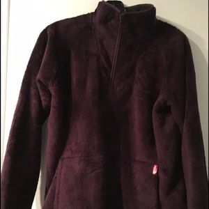 Women's North Face pullover