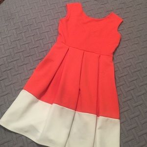 Cute fit & flare dress