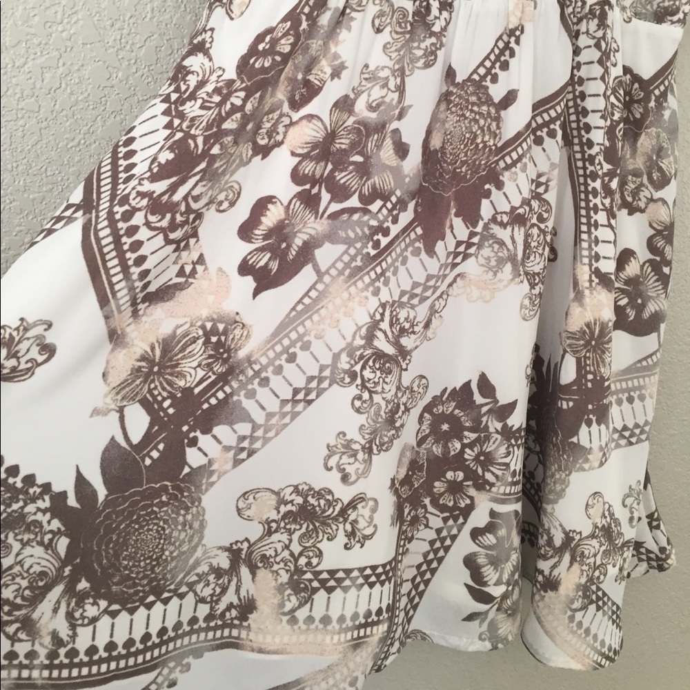 White Patterned Dress - Picture 3 of 6