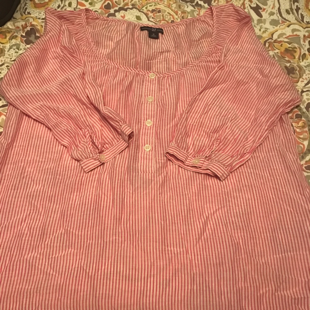 Extra pics of Gap shirt