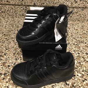 Boys Black Adidas Tennis shoes size 13