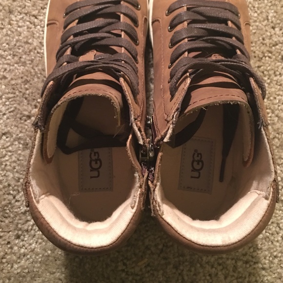 Ugg Gardie - Picture 3 of 4