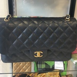 Chanel caviar purse
