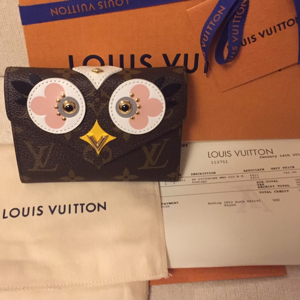 Authentic Louis Vuitton Lovely Birds Victorine - Picture 1 of 4