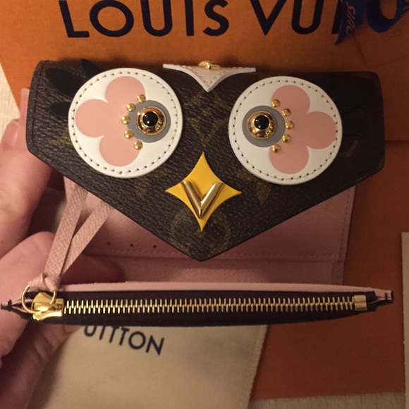 Authentic Louis Vuitton Lovely Birds Victorine - Picture 2 of 4
