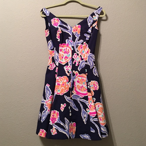Lilly Pulitzer Dresses & Skirts - Lilly Pulitzer cocktail dress
