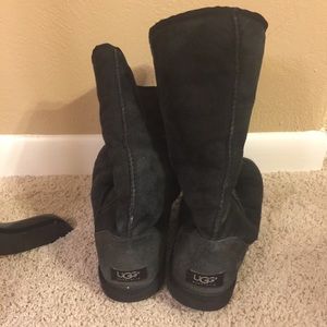 Damaged uggs