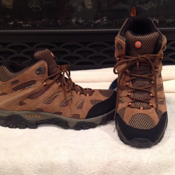 merrell moab continuum