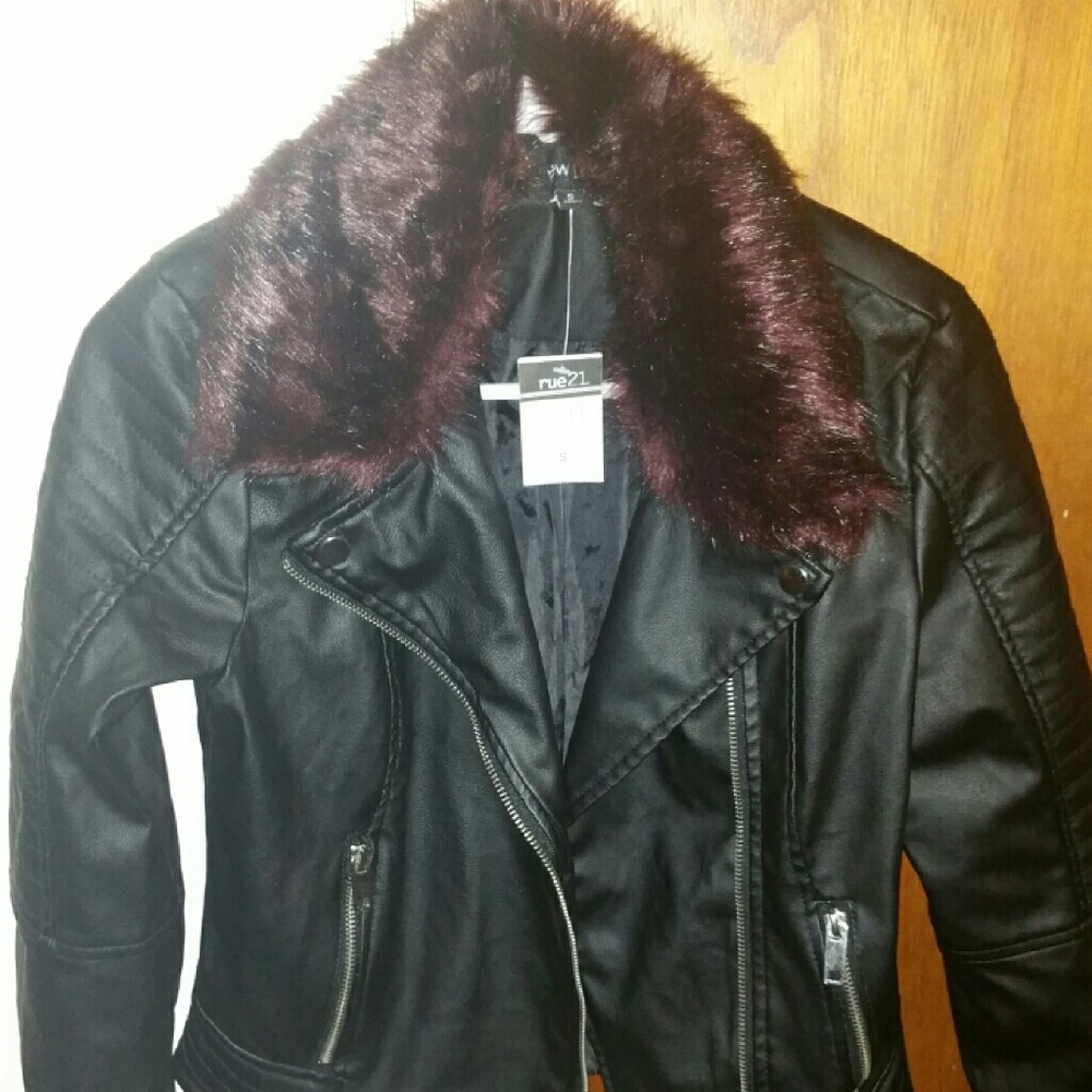 Rue 21 leather jacket with brown fur
