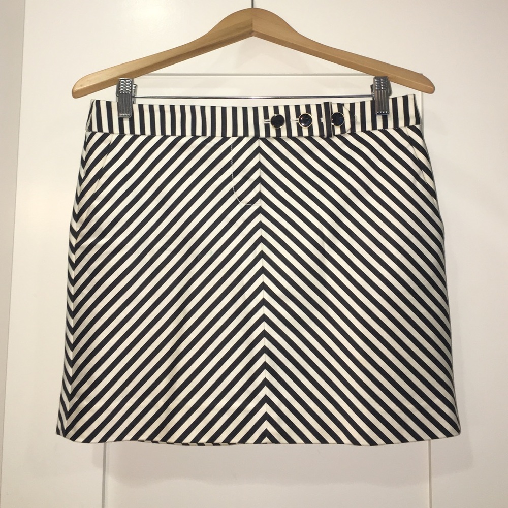 J. Crew size 4 striped mini skirt with pockets
