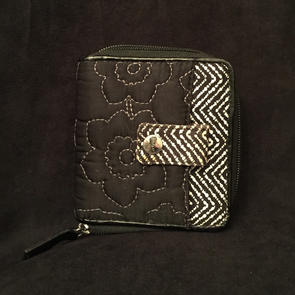 Black and White Thirty-One Wallet