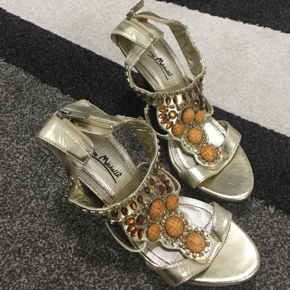 Goldish heels