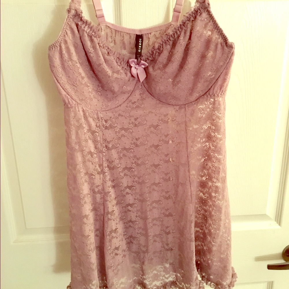 VDay Sale Price! Torrid Lace Underwire Chemise