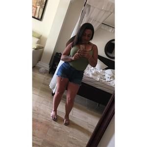 Meet your Posher, Gena