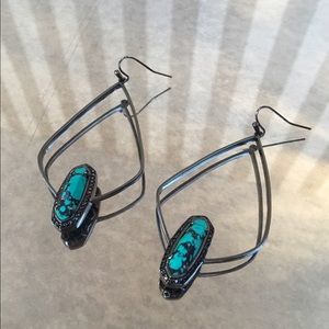 Kendra Scott earring