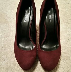 Call it Spring Bordeaux Pumps