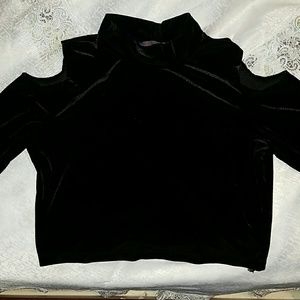 Black Velvet Open shoulder long sleeve