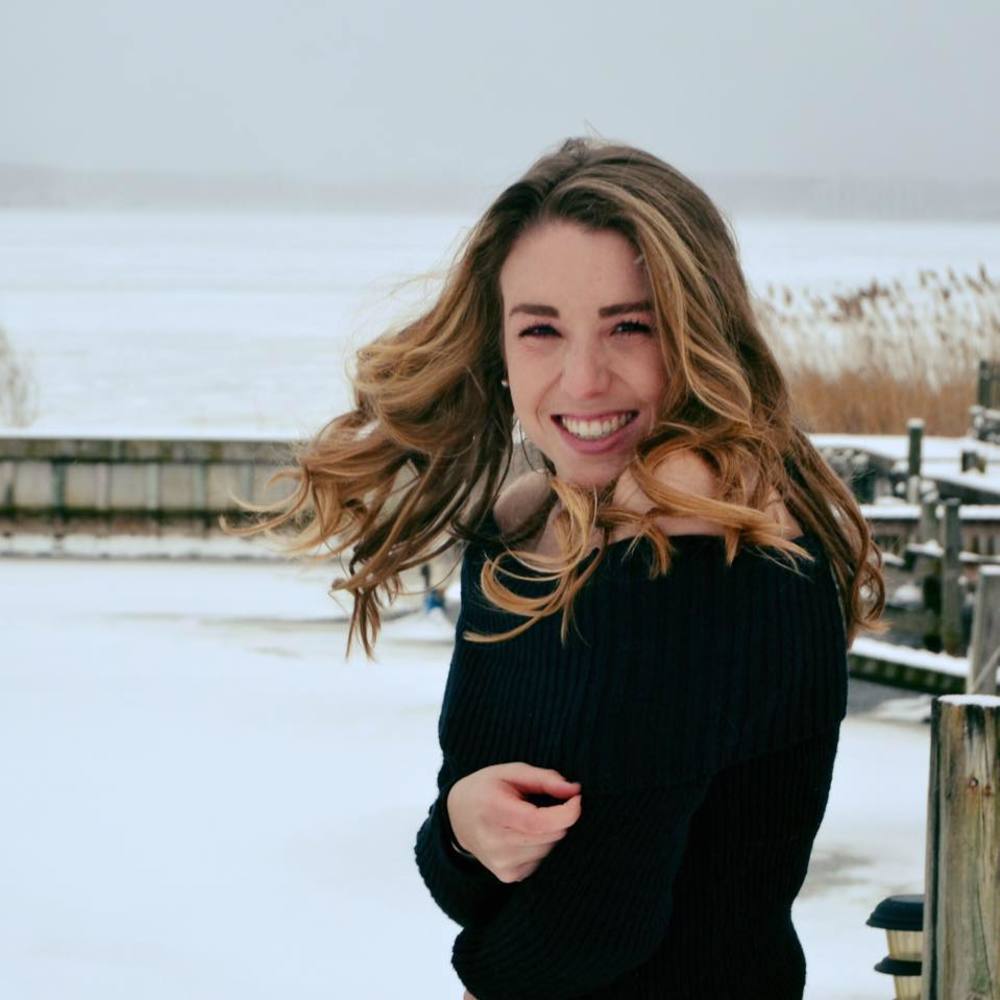 Meet your Posher, Hannah