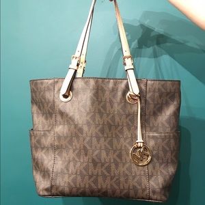 Michael Kors east west signature tote
