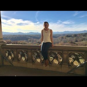 Meet your Posher, Karla