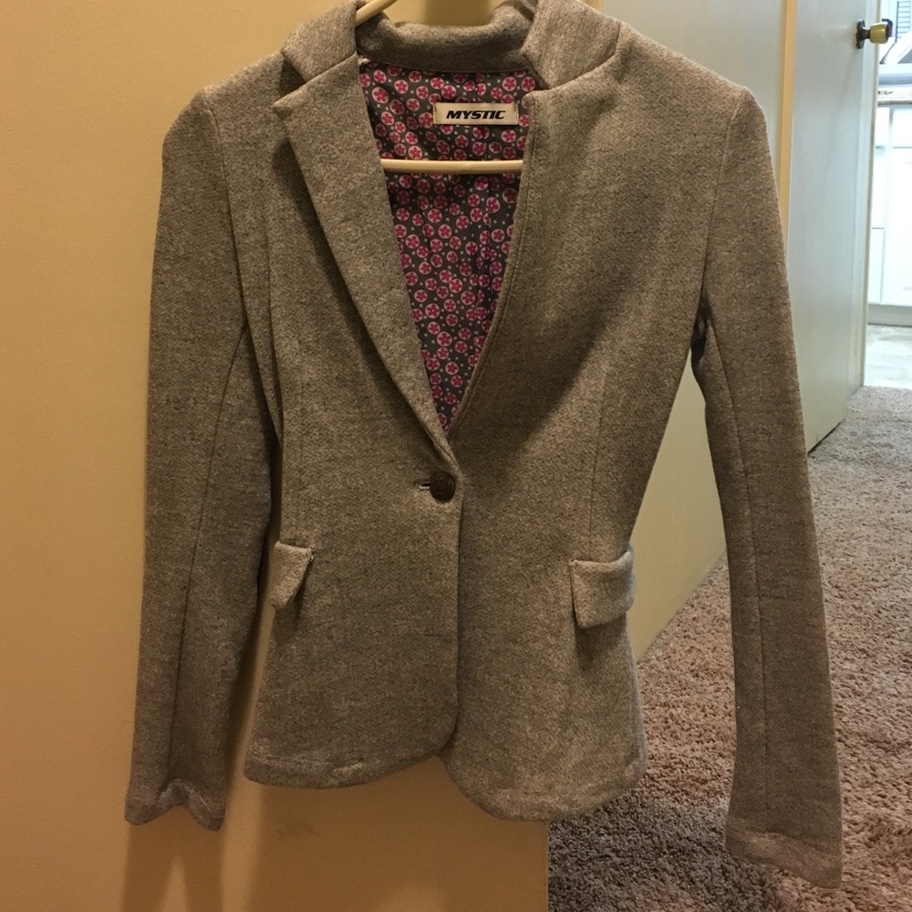 Light weight blazer