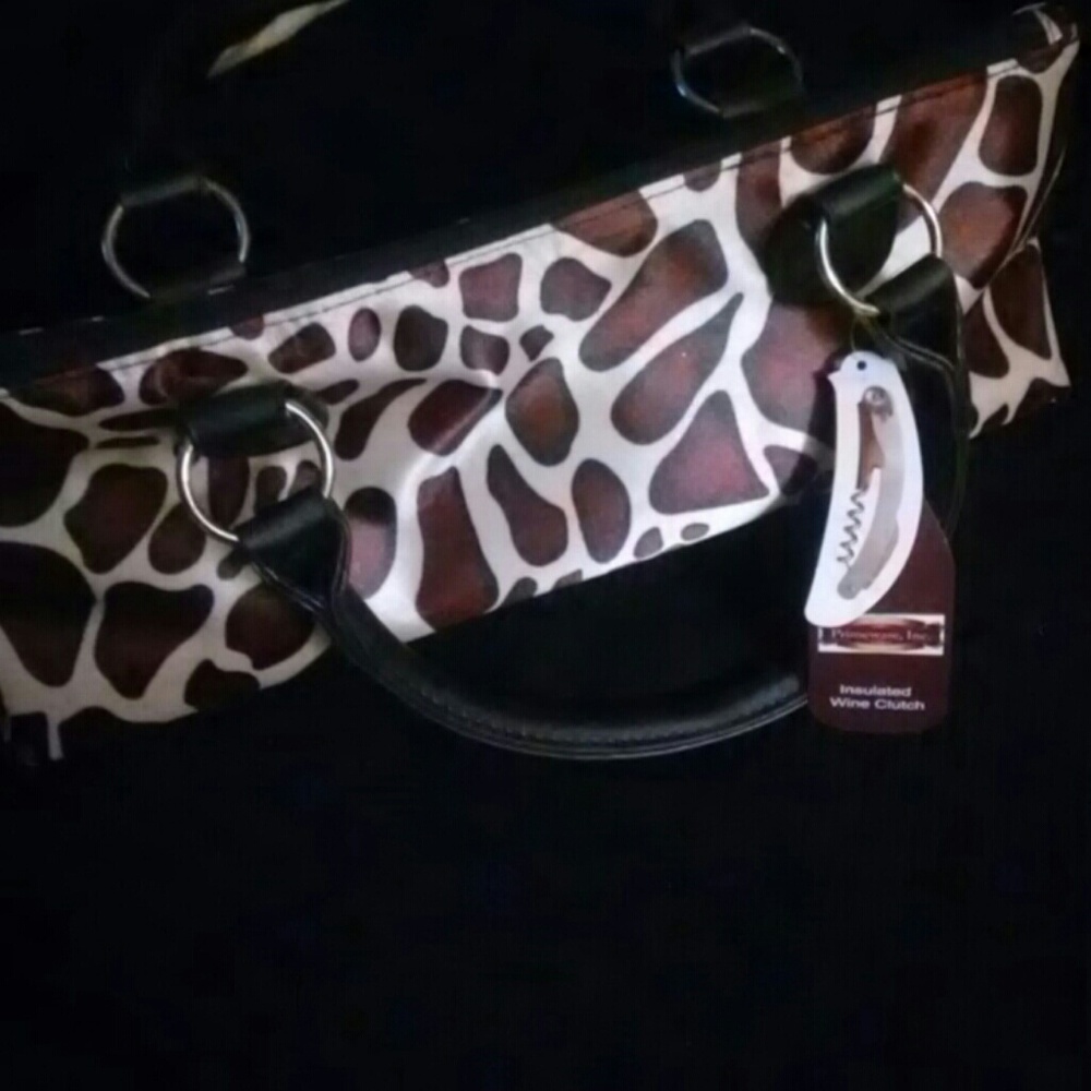 New w/tags Insulated Wine Clutch