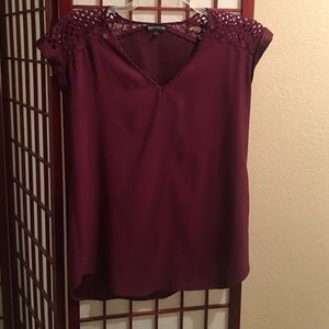 Oversized maroon blouse