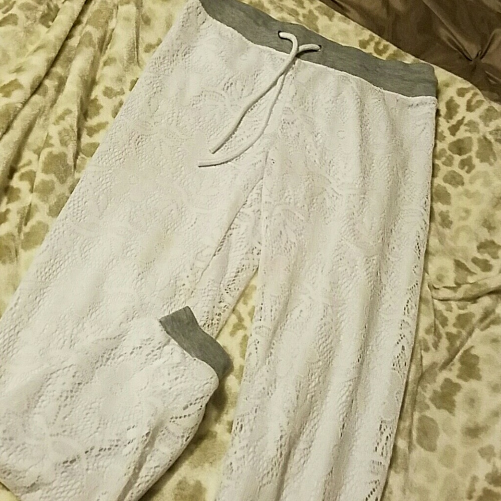 Very cute pants!
