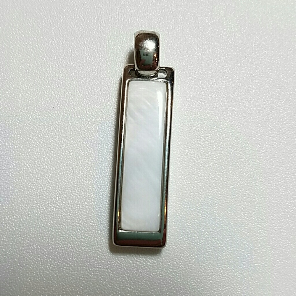 Lia Sophia pendant