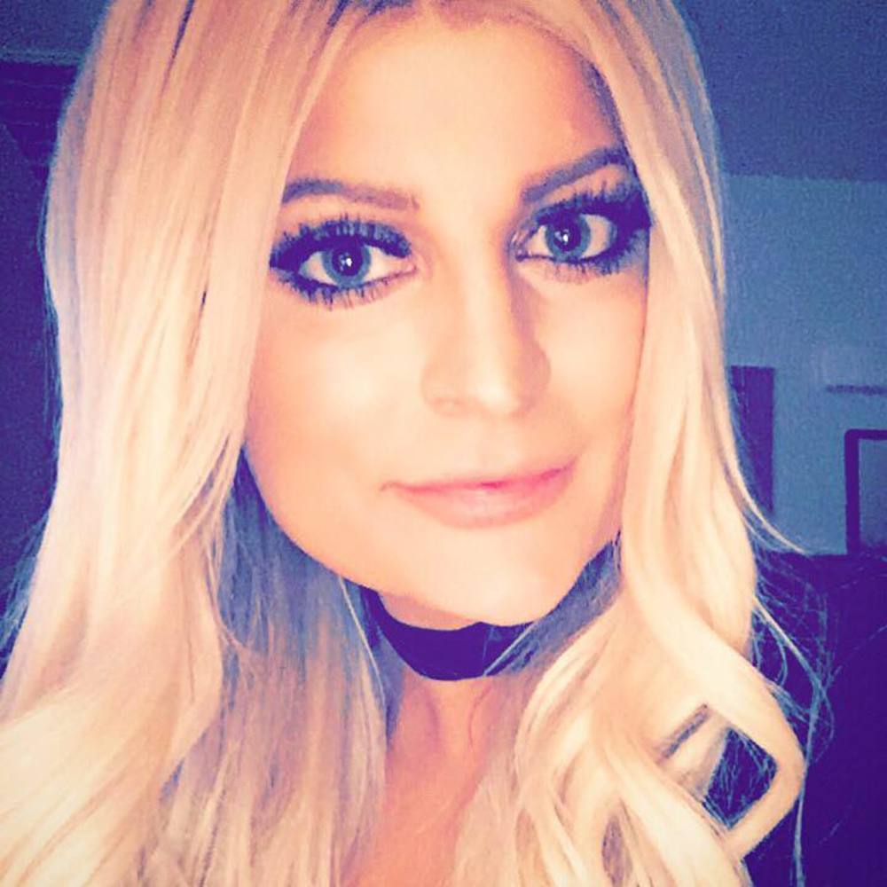 Meet your Posher, Kelly