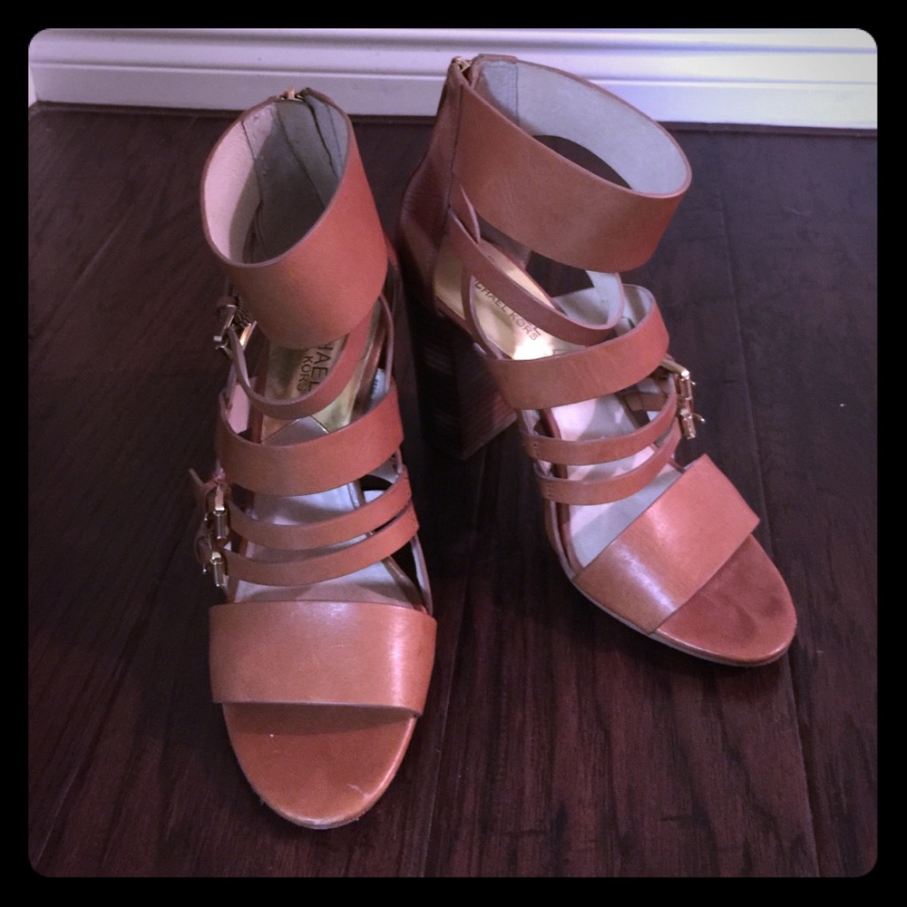 Micheal Kors Heels