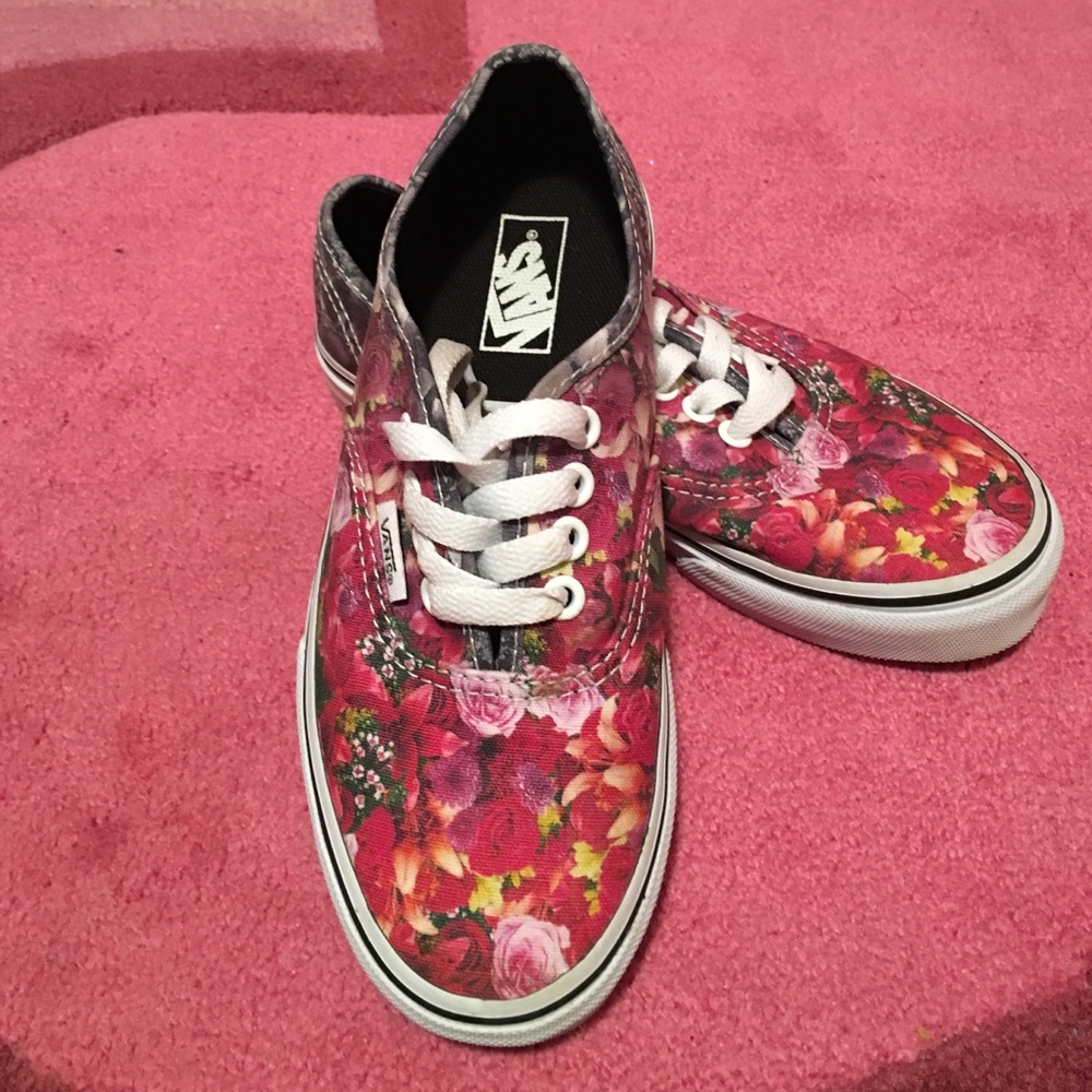 Girls floral Vans