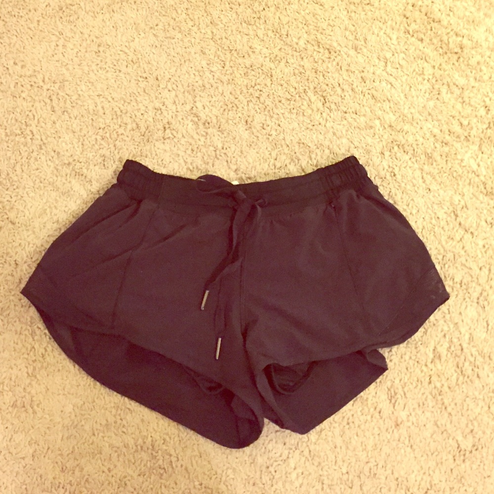 Lululemon black shorts