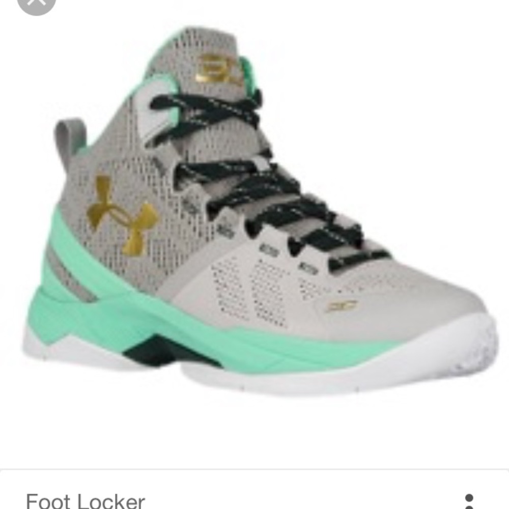Under Armour curry 2- boys grade school