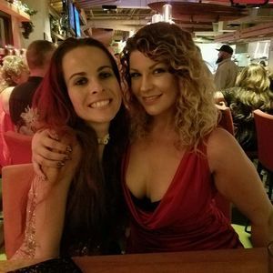 Meet your Posher, Dana