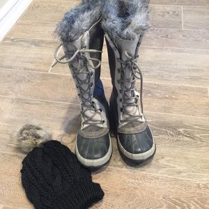 Joan of Arctic Grey Sorels