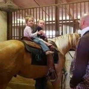 Meet your Posher, Veronica