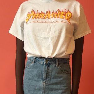white thrasher top🔥💫 only have worn twice!