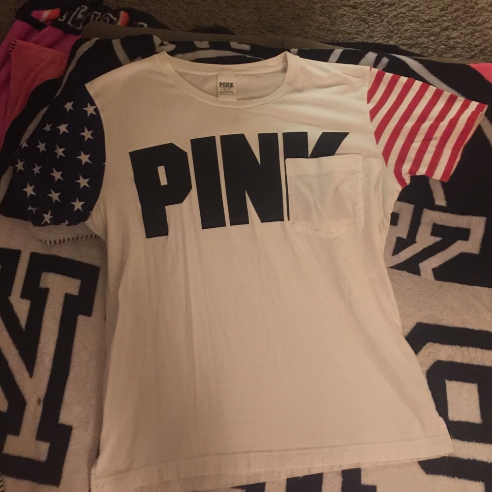 Brand new VS short sleeve T-Shirt